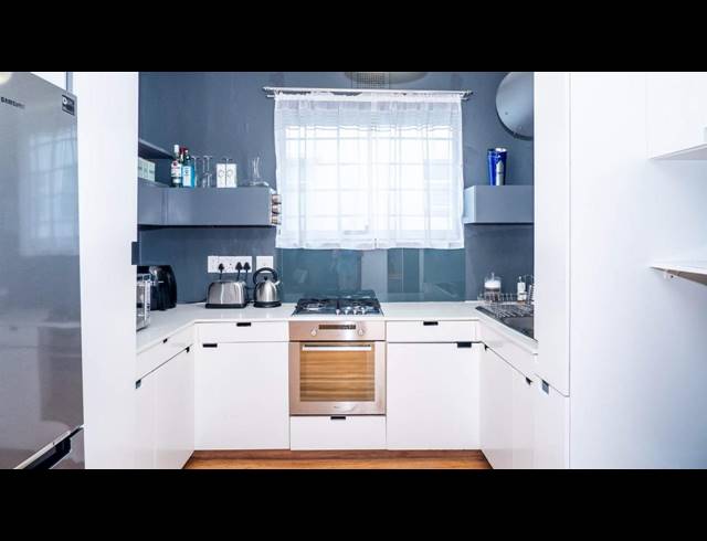 2 BEDROOM APARTMENT SOLD IN GLENWOOD